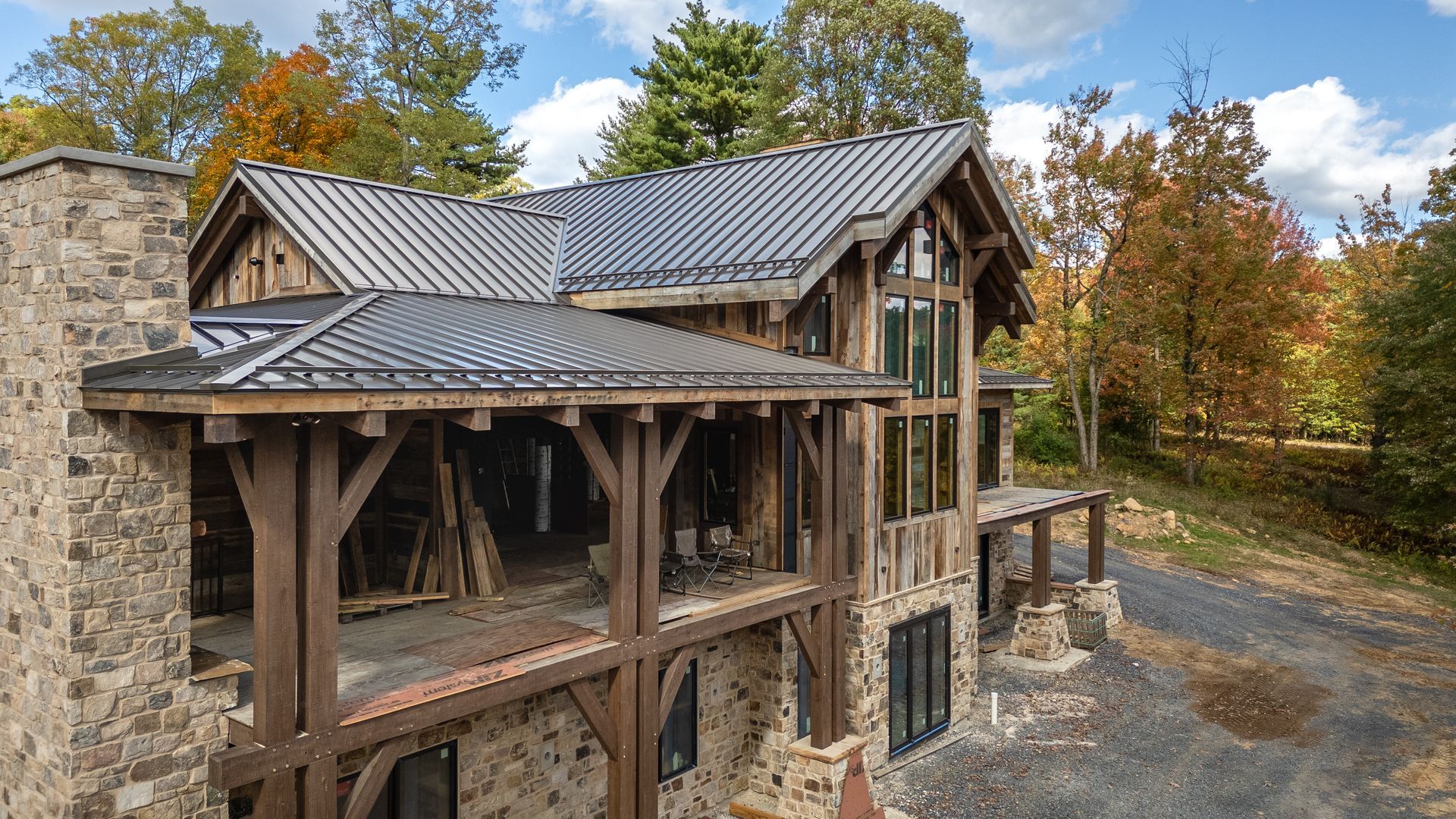 The best roofing options for luxury homes in State College 