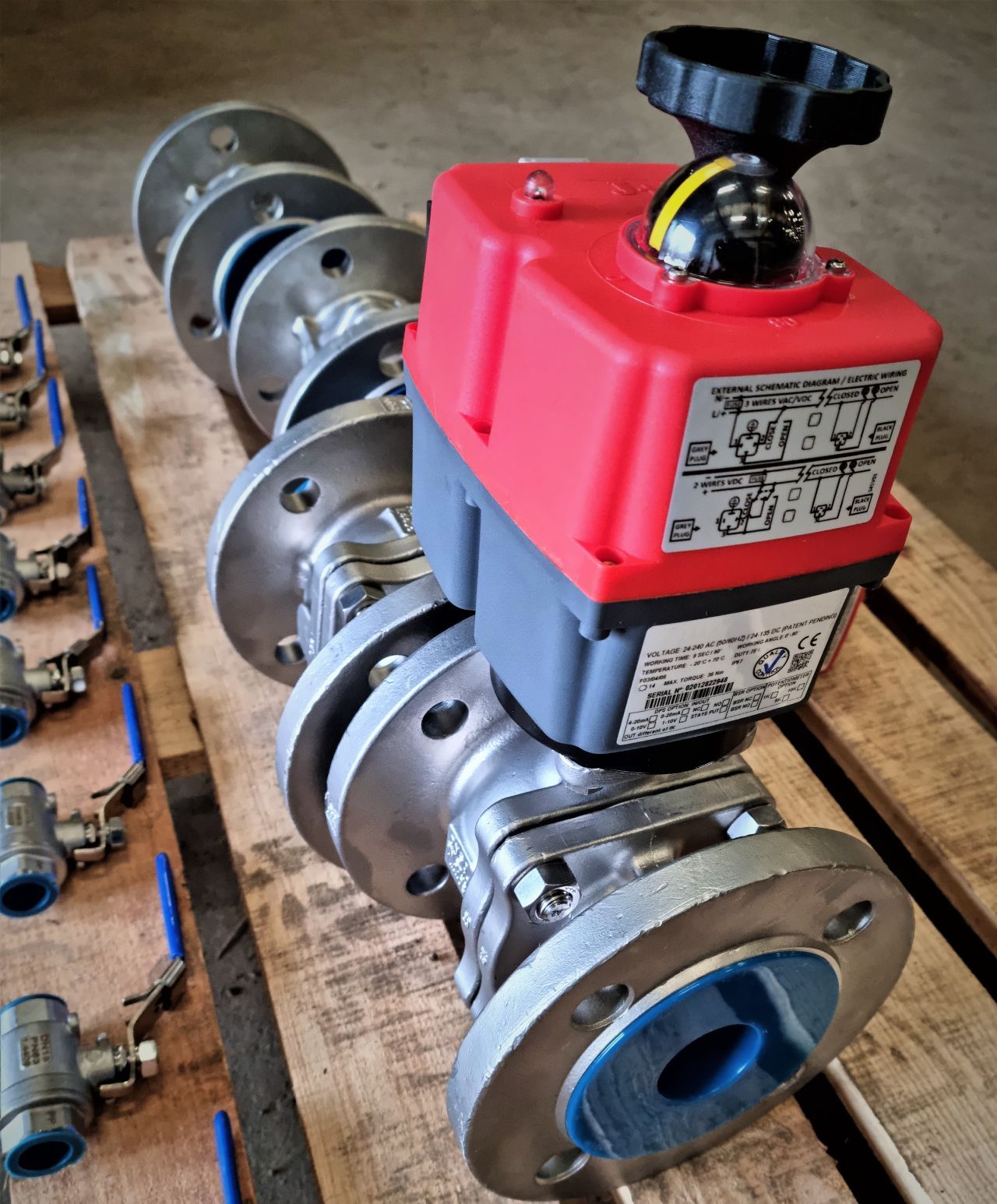 Actuated 3pc  Flanged PN16 Ball Valves in Stainless Steel