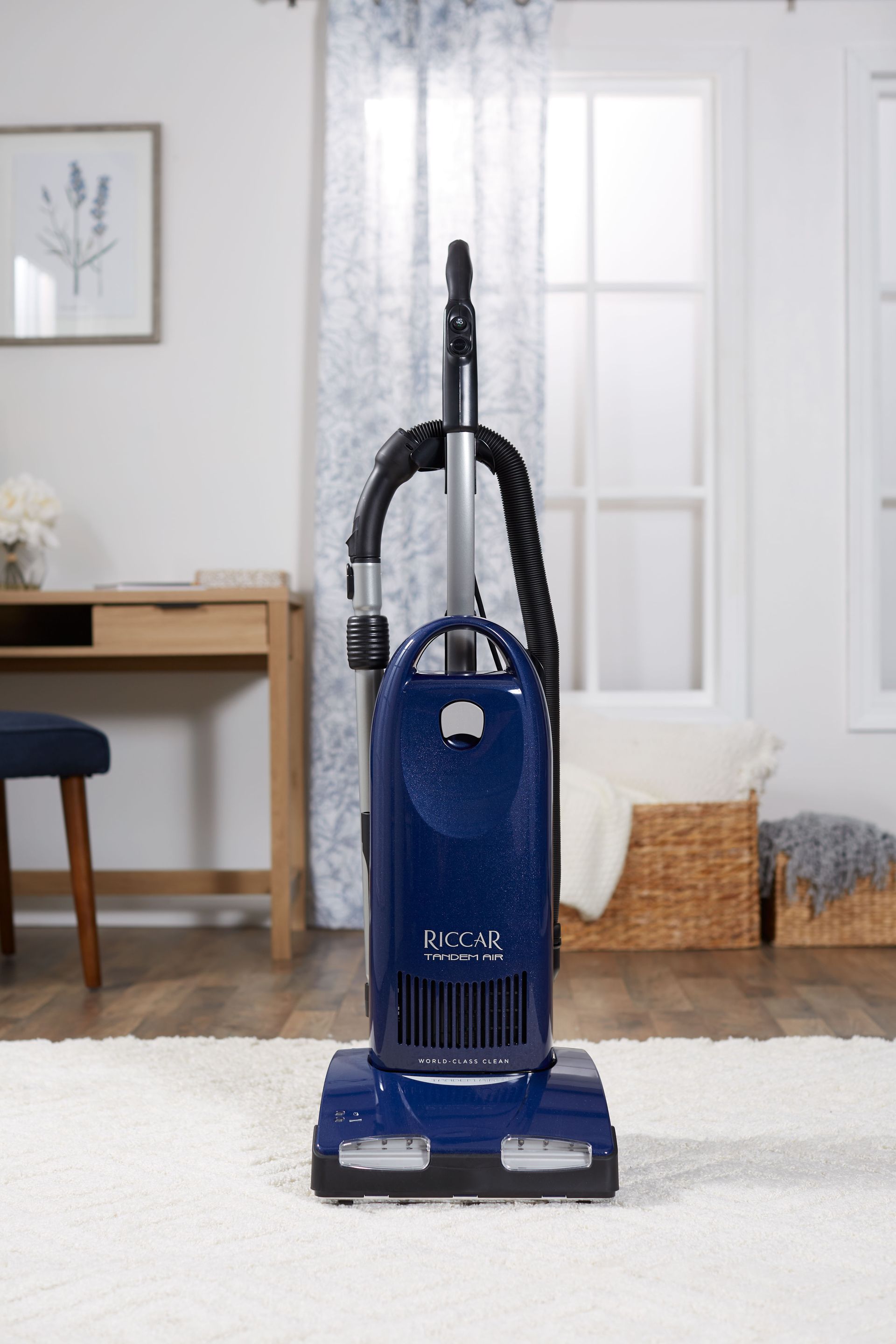 Riccar 30 Series Standing Vacuum