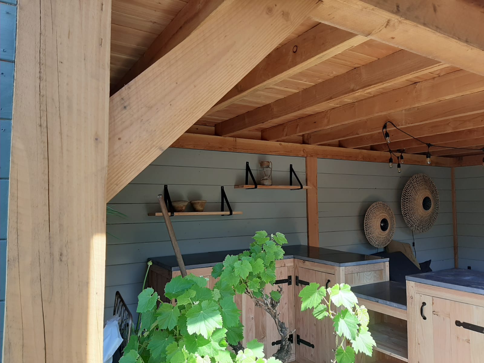 terrasoverkapping met buitenkeuken