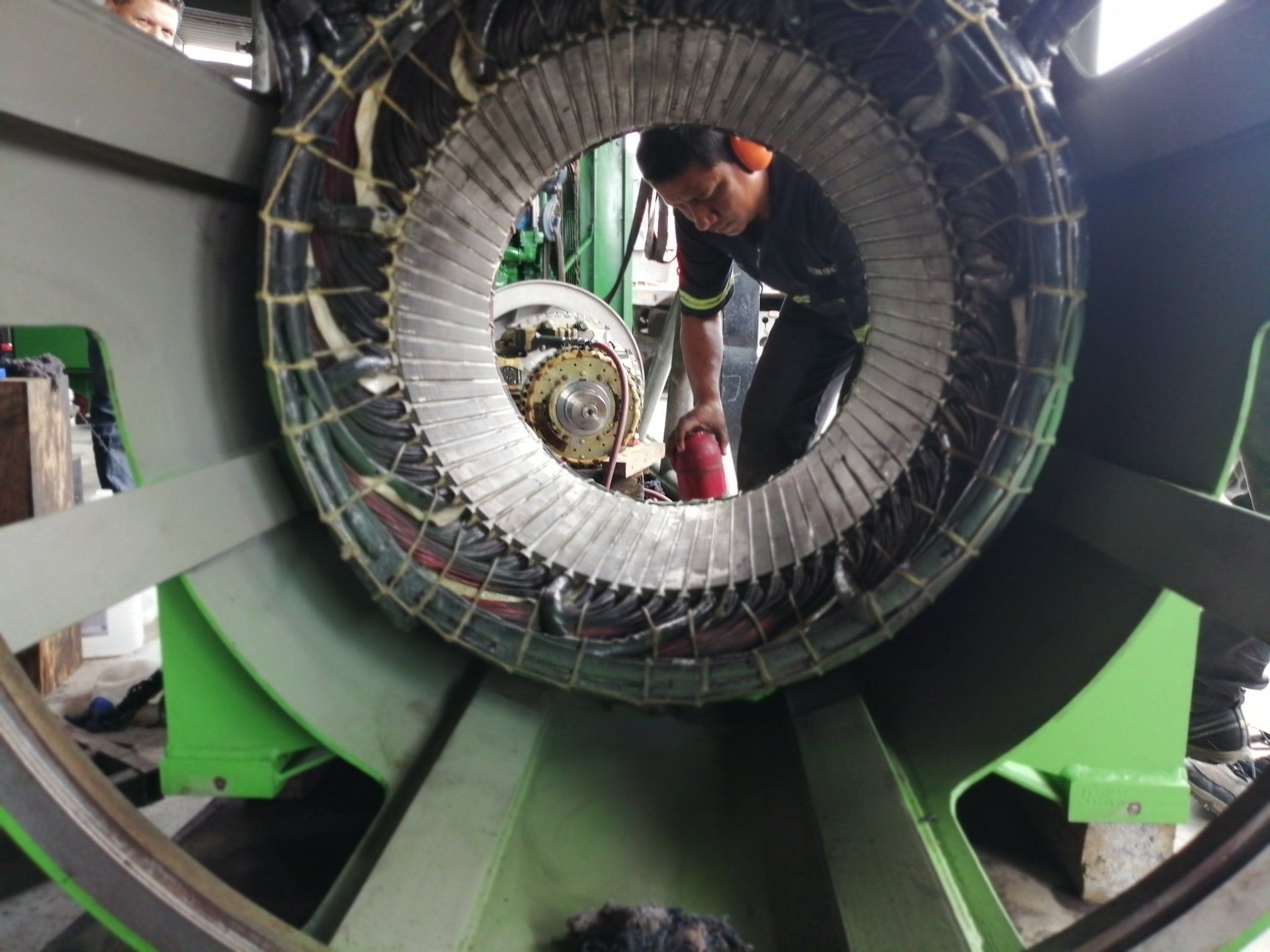 taller de generadores electricos