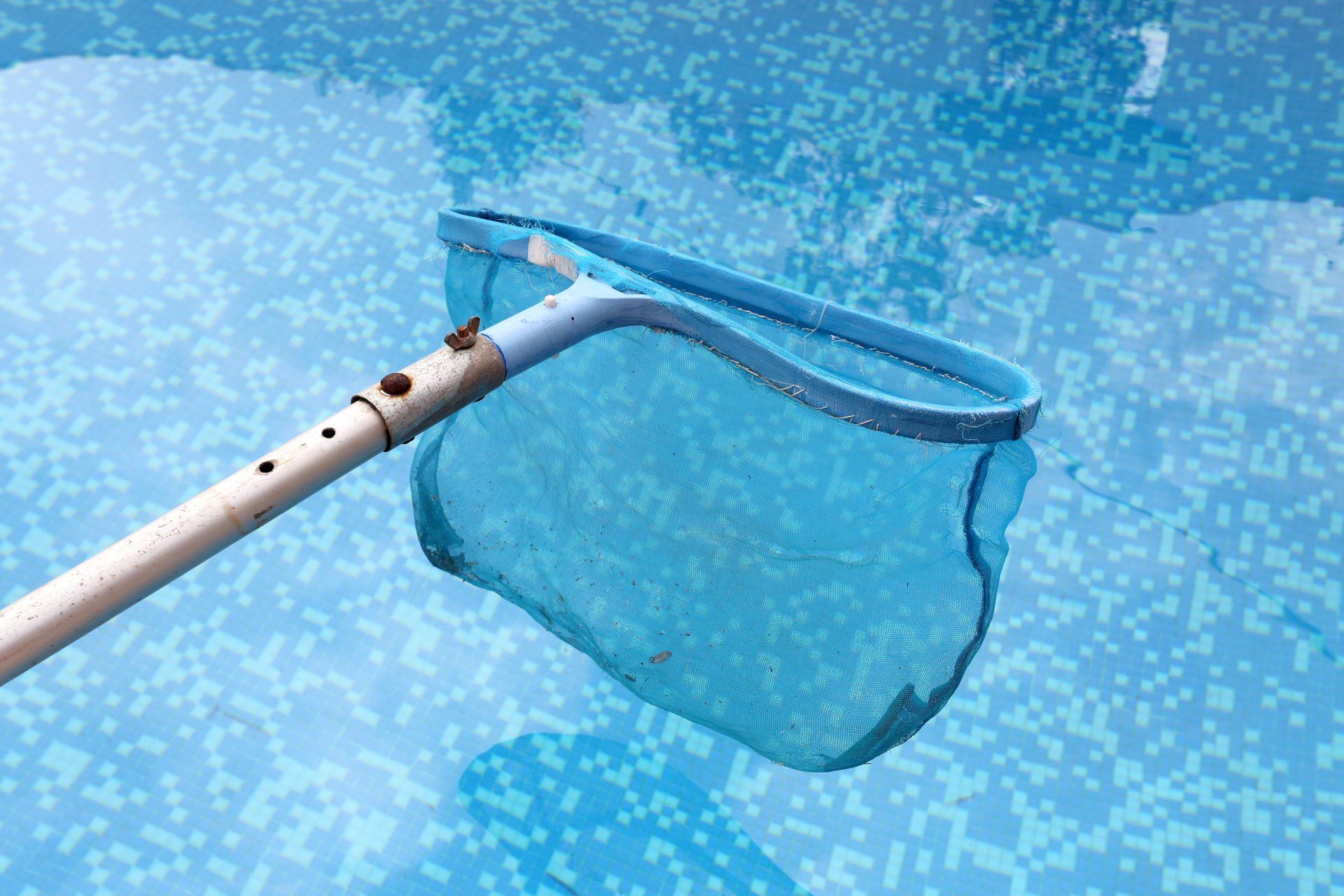 Melville Pool Cleaning Services