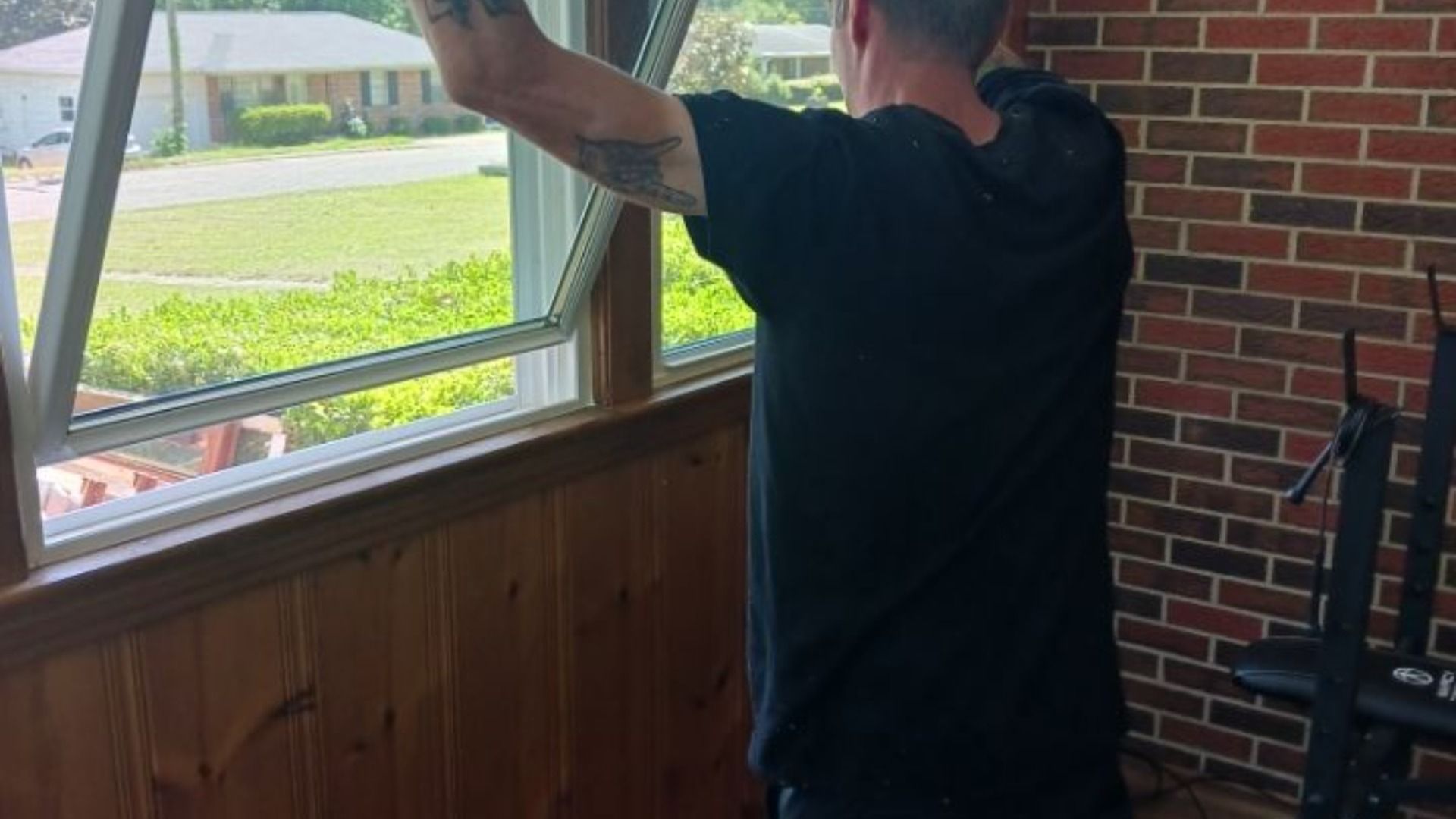 Seal in Comfort, Shut Out High Energy Bills with Expert Sash Installation in Montgomery