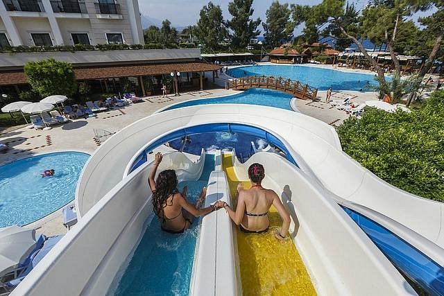 Fore Resorts, Gallery