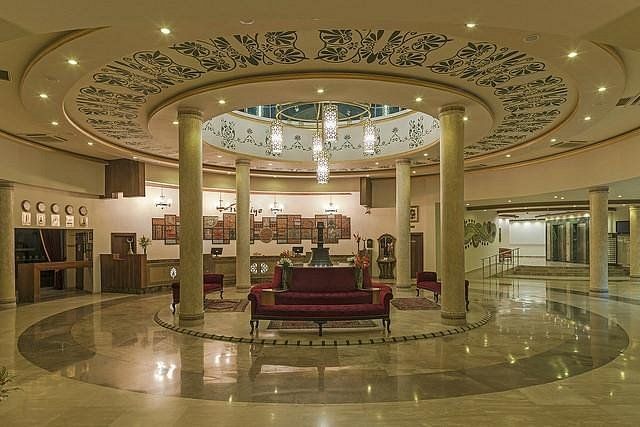 Fore Resorts, Gallery