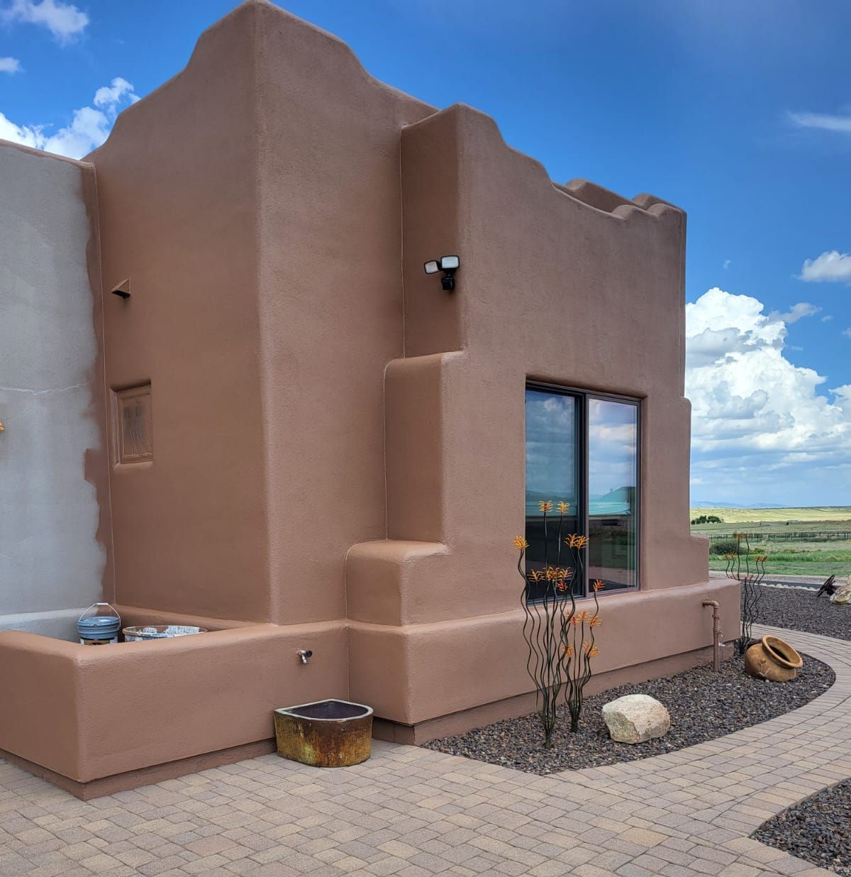 ROBERT'S REFINISHING PRESCOTT AZ PAINTED THIS STUCCO HOME