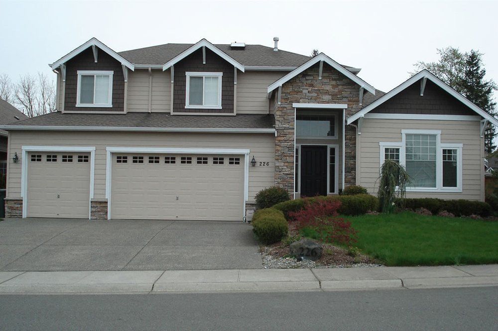 ROBERT'S REFINISHING PRESCOTT AZ PAINTED THIS HOME