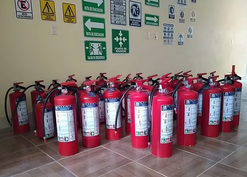 EXTINGUIDORES Y EQUIPOS CONTRA INCENDIOS BARRAGAN