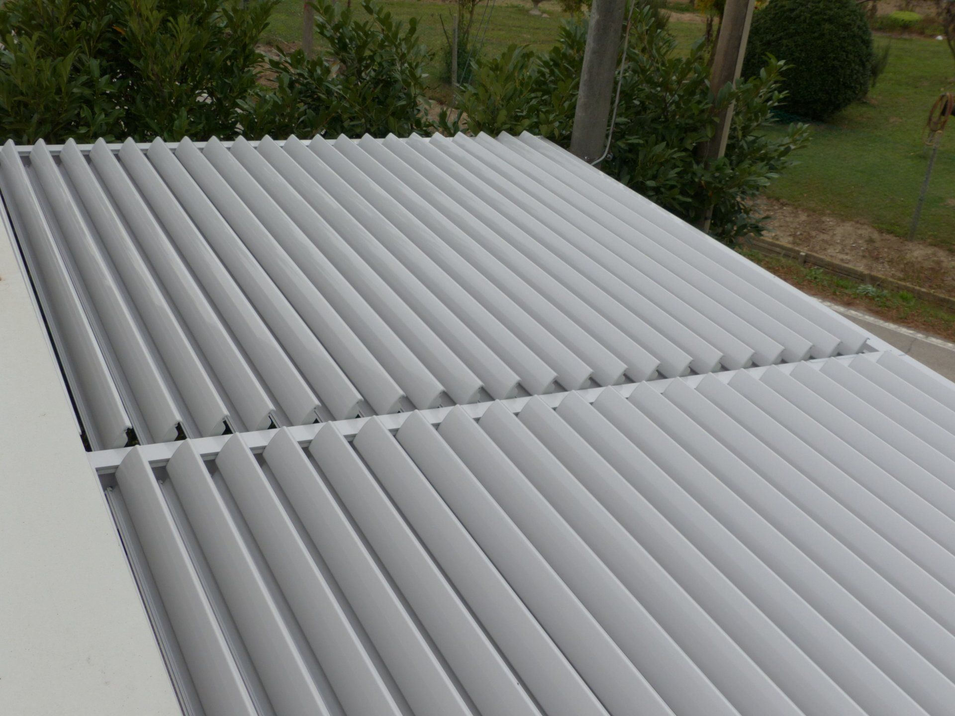 Frangisole a lamelle orientabili -ISOLSYSTEM Pieve Di Soligo (TV)