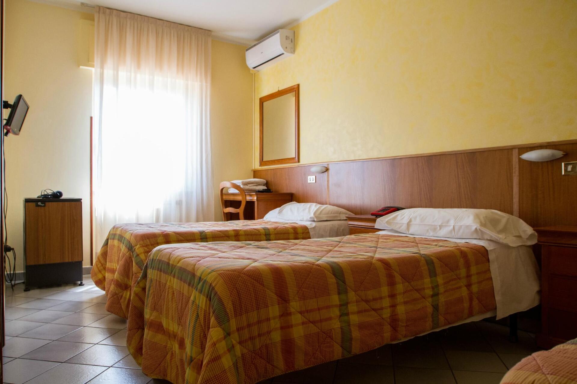 camera doppia letti singoli