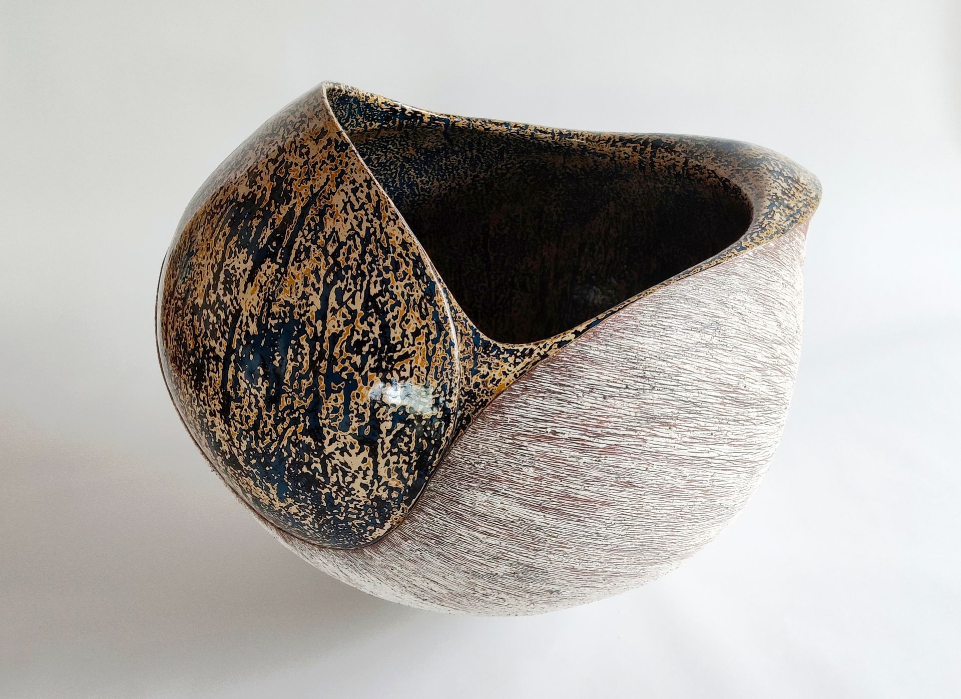 Work by Japanese artist Kineta Kunimatsu