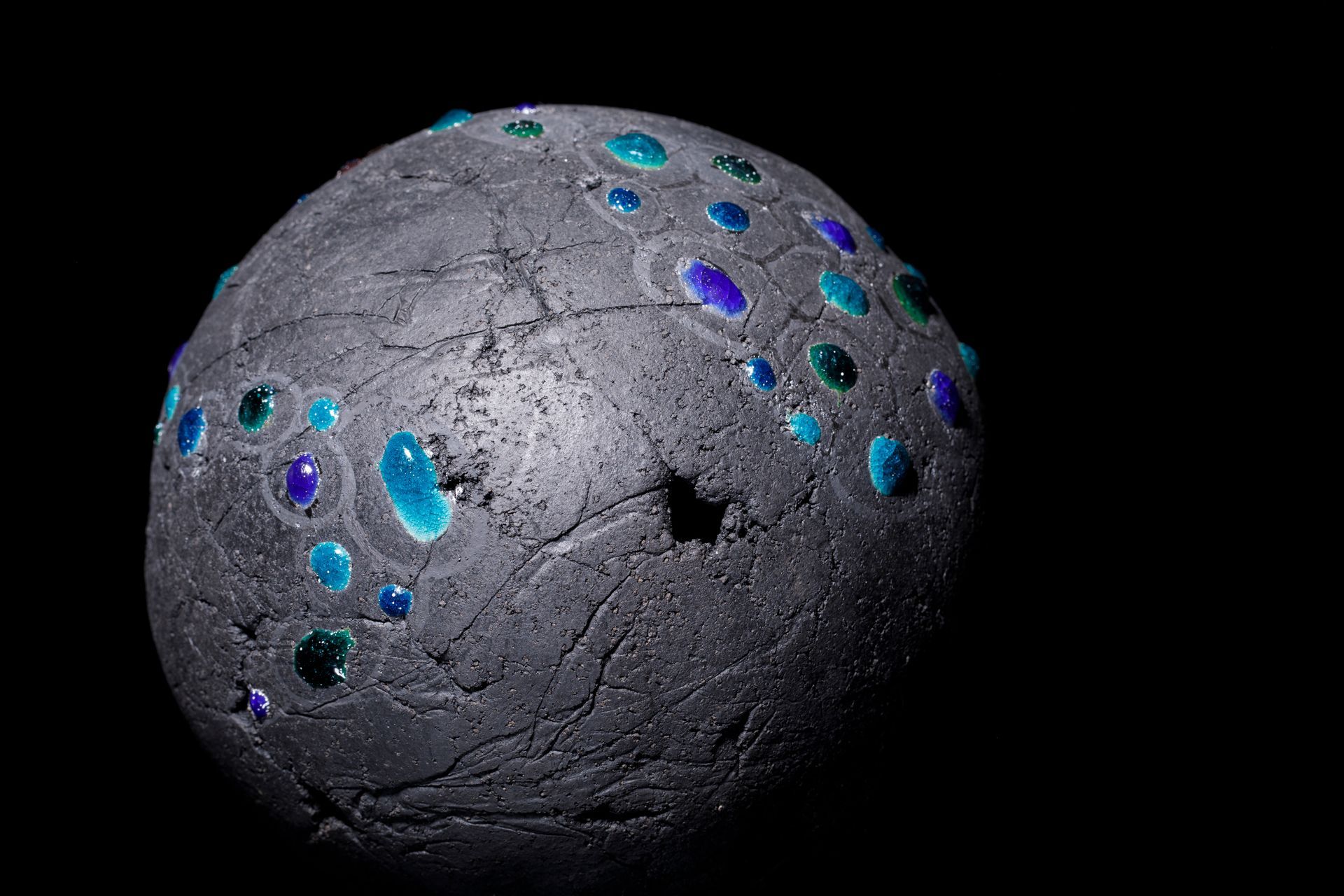 Sculpture by Japanese artist Hirotake Imanishi