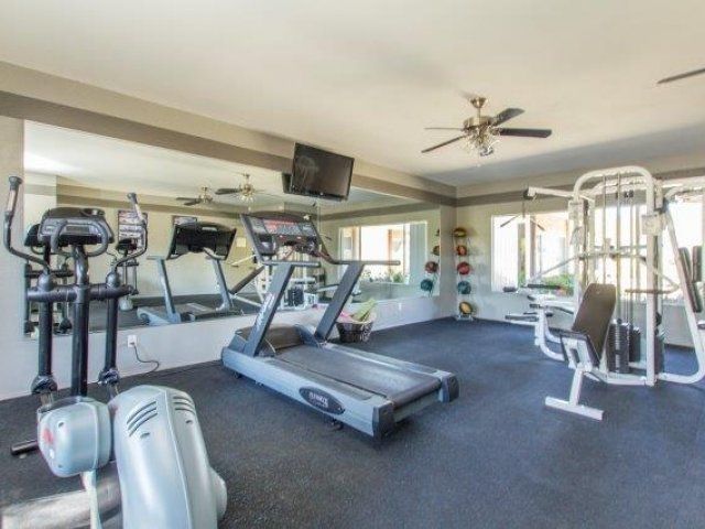 Mesa Garden Apartment Homes Gym 2