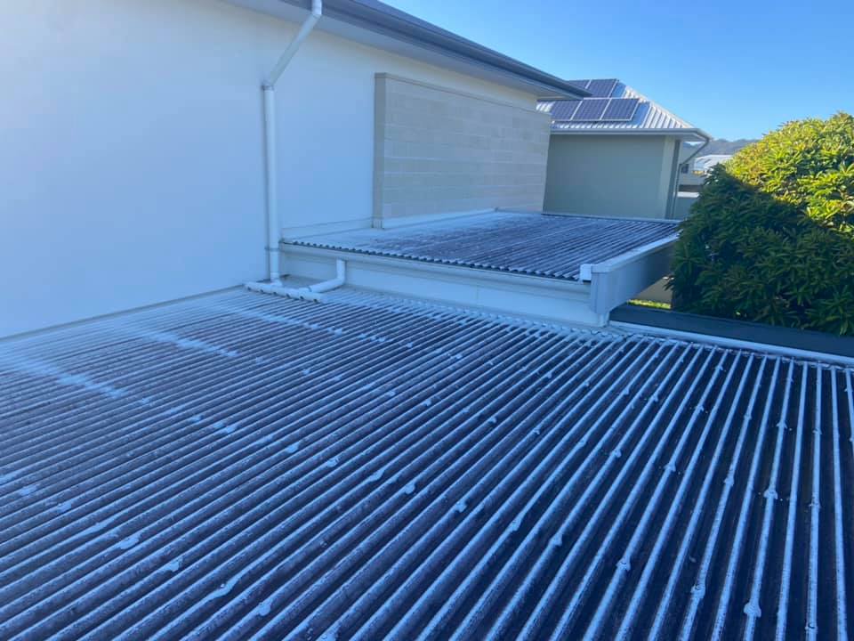 an image of a dirty roof