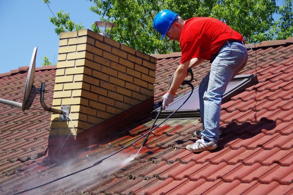 pressure washing roof tiles