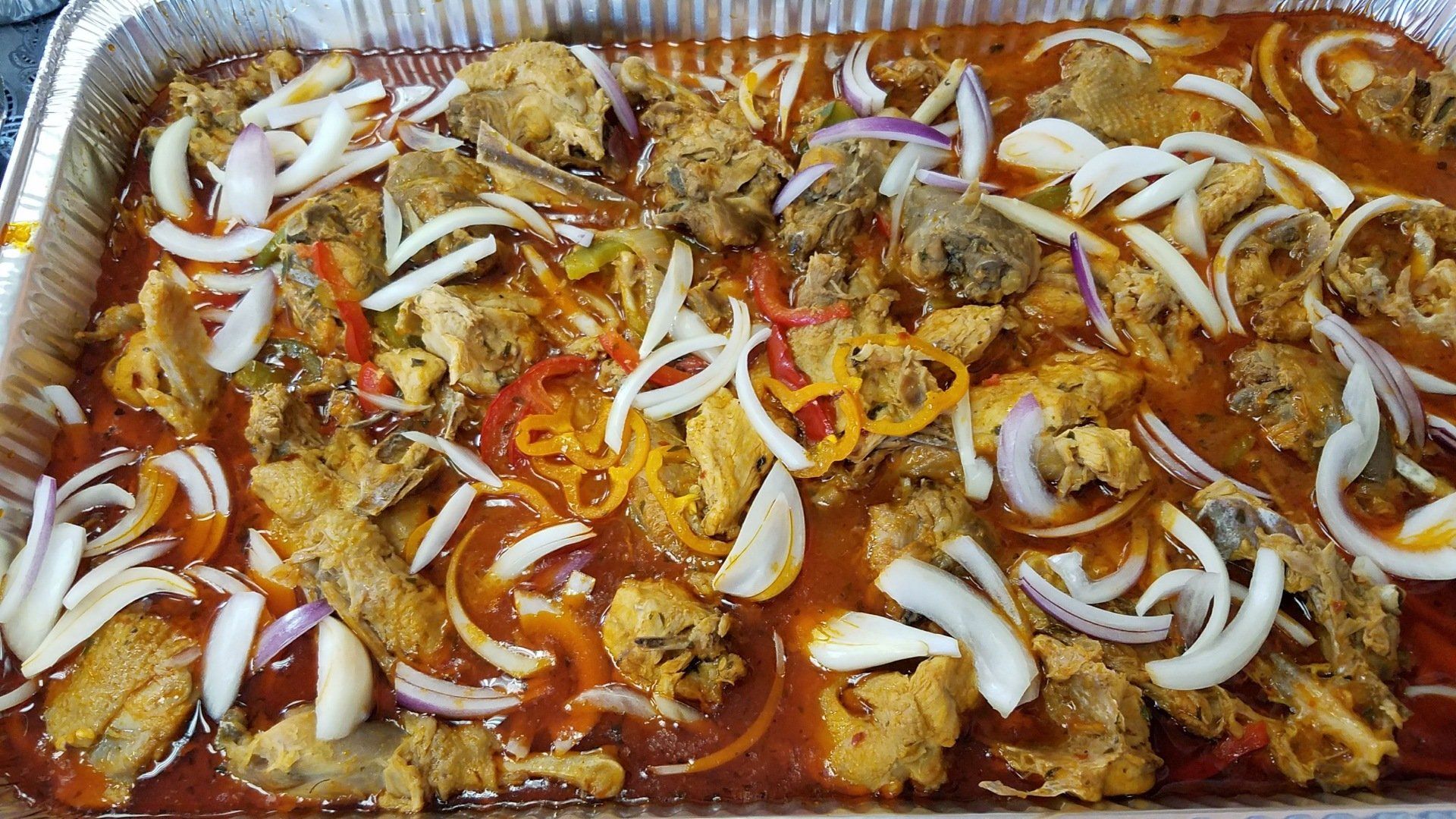 Chicken With Onions — Bridgeport, CT — Jeans Cuisine