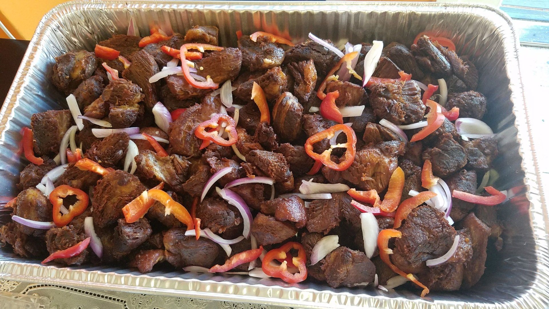 Beef With Tomato And Onions — Bridgeport, CT — Jeans Cuisine