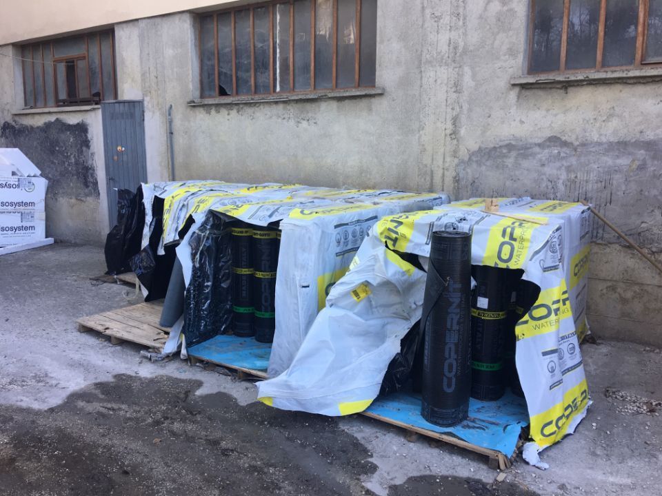 Magazzino materiali edili