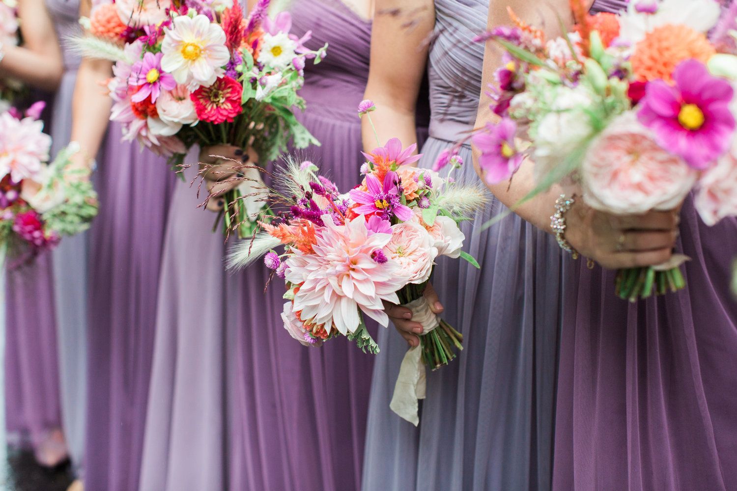 Our DIY flowers provide gorgeous bespoke wedding flowers locally grown in Lancaster Ohio