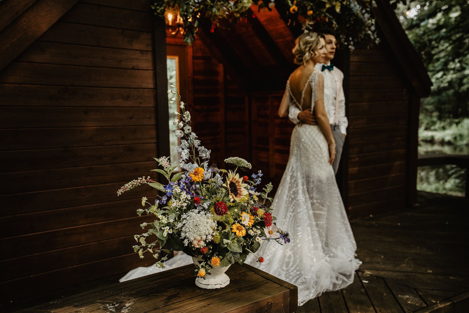 exquisite wedding flowers locally grown in Lancaster Ohio