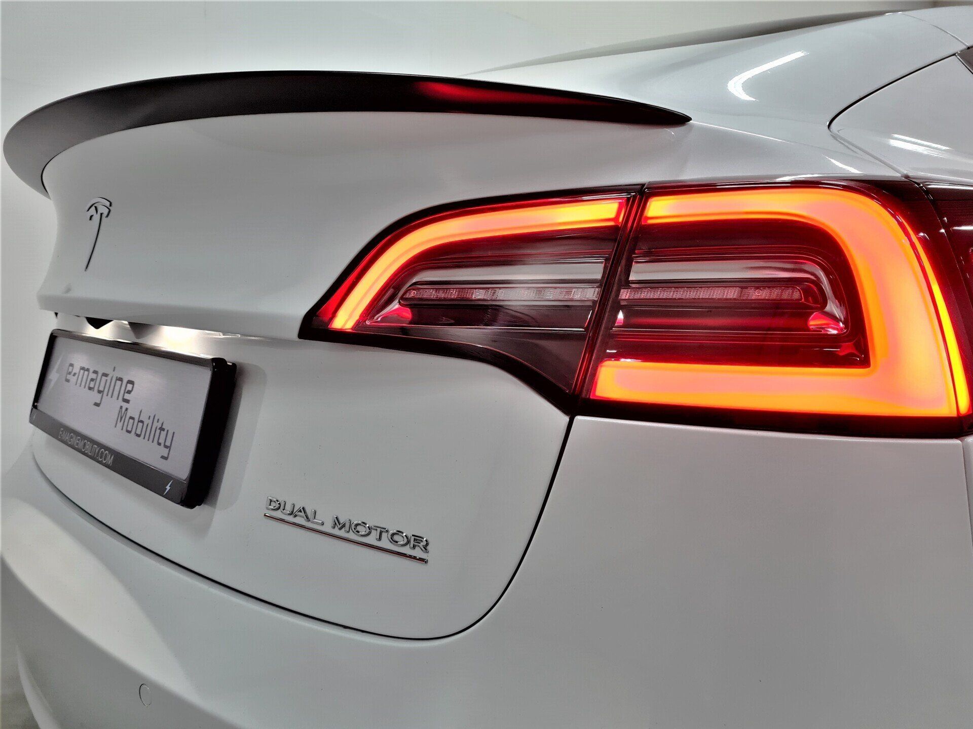 Tesla Model 3 Performance