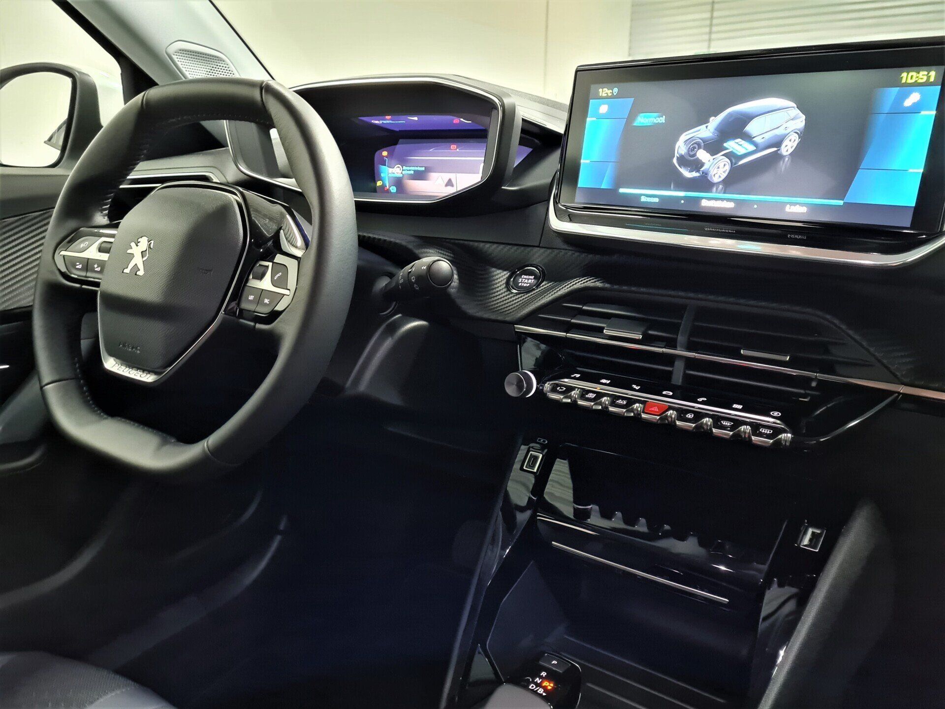 Peugeot e-2008 Allure