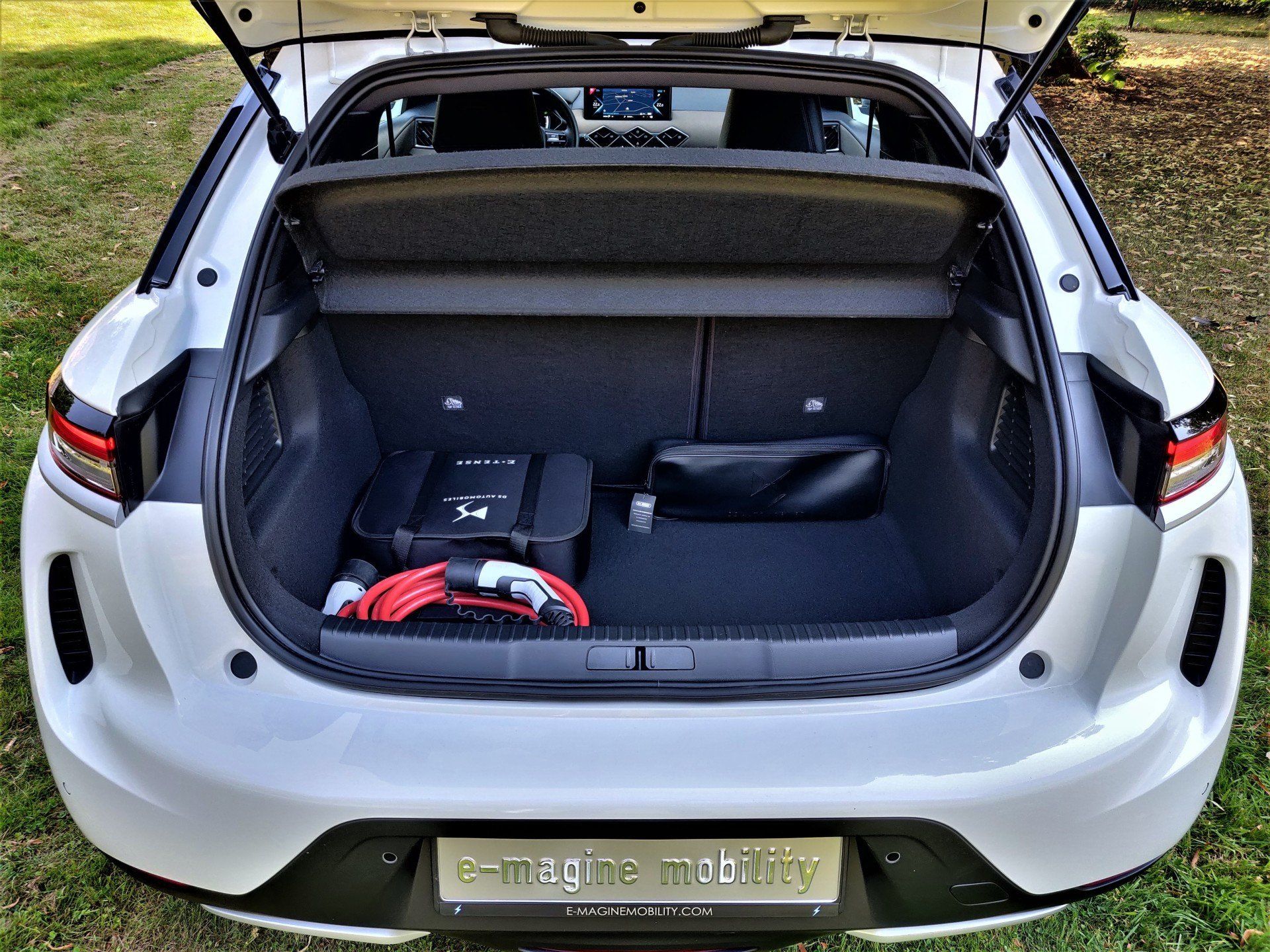 DS3 Crossback E-Tense kofferbak