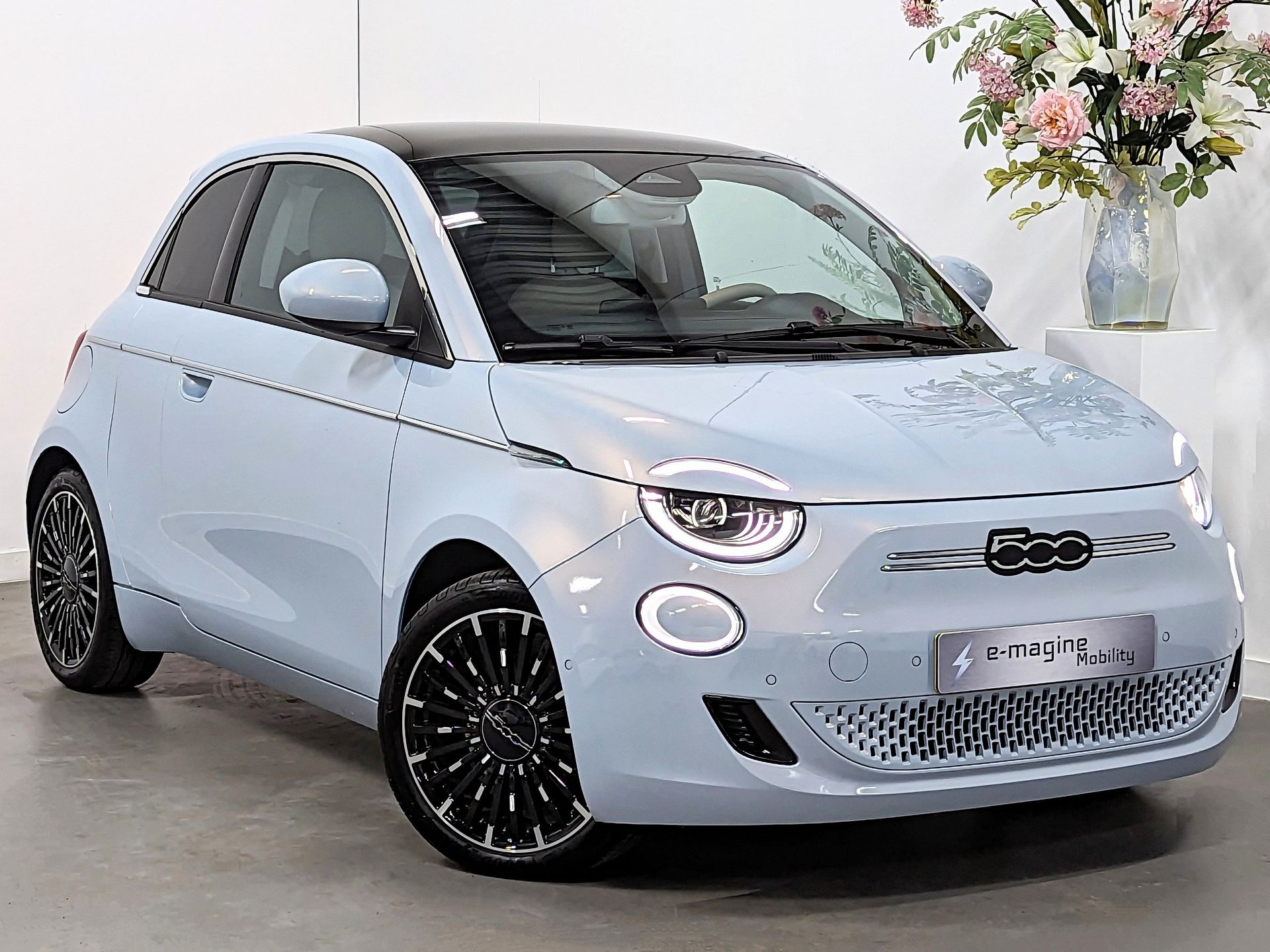 Fiat 500e Cabrio La Prima