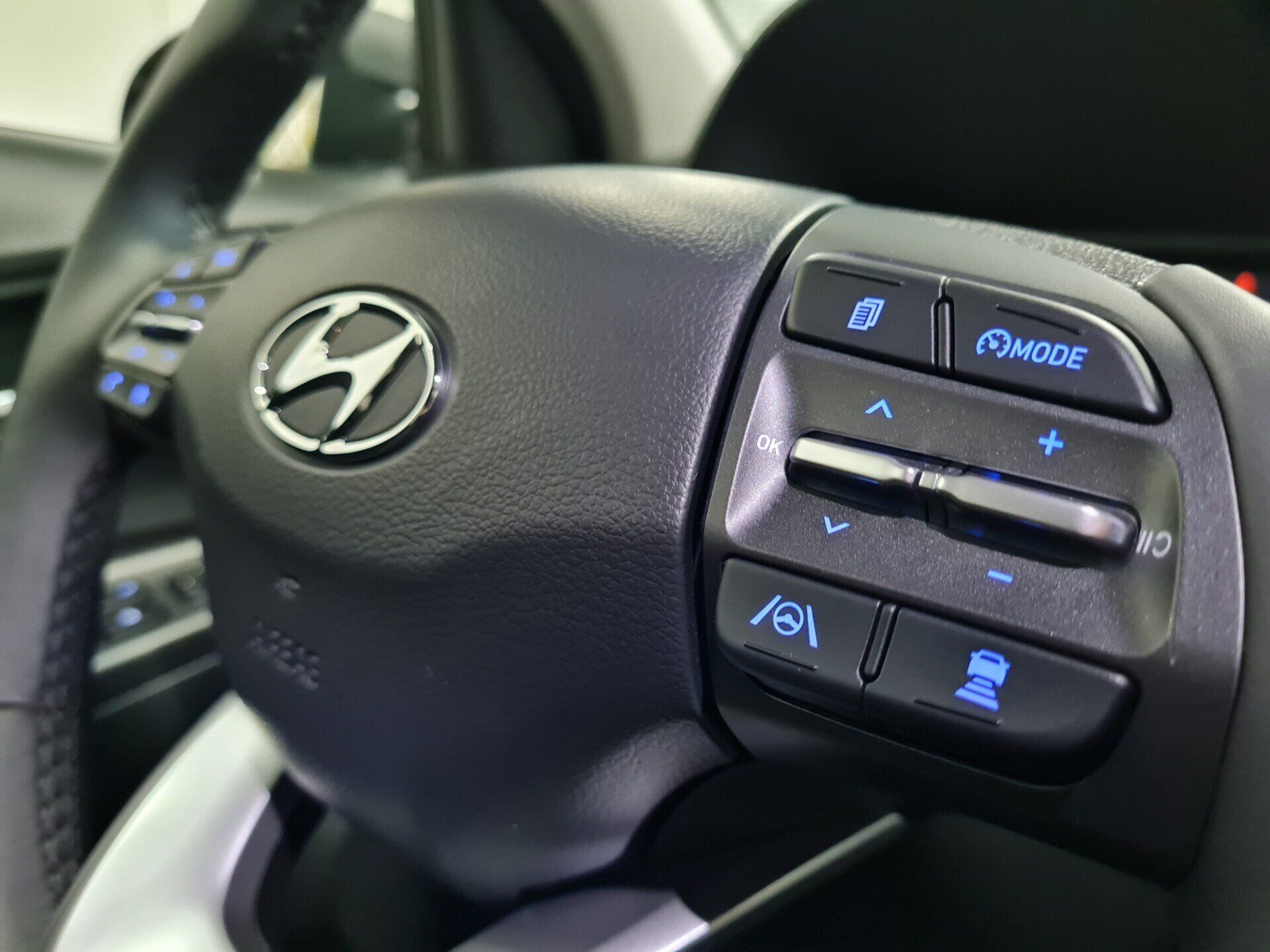 Hyundai Kona Electric 39 kWh