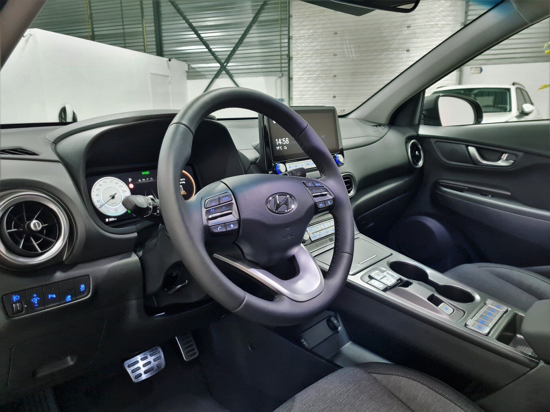 Hyundai Kona Electric 39 kWh