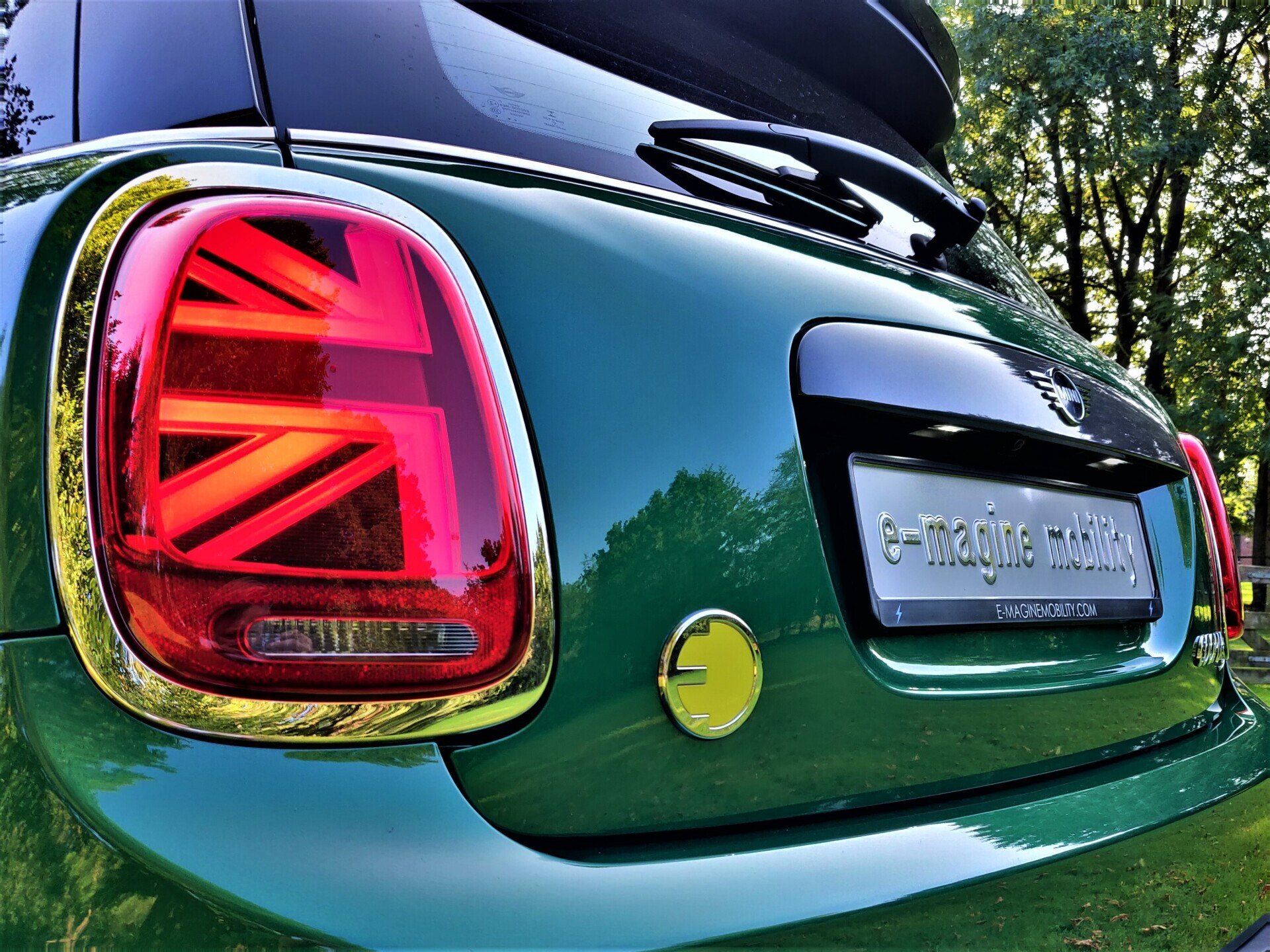 Mini Cooper SE Electric Essential Engelse vlag achterlicht