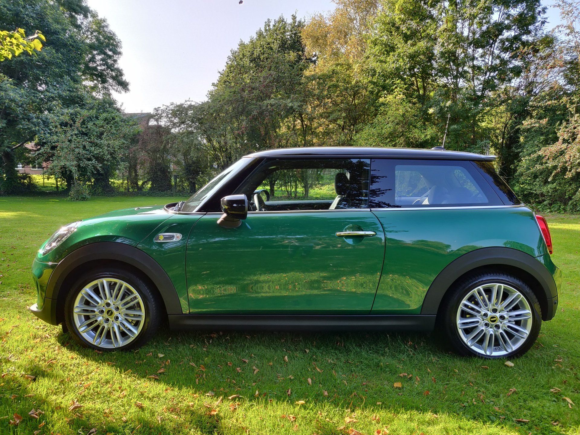 Mini Cooper SE Electric Essential exterieur