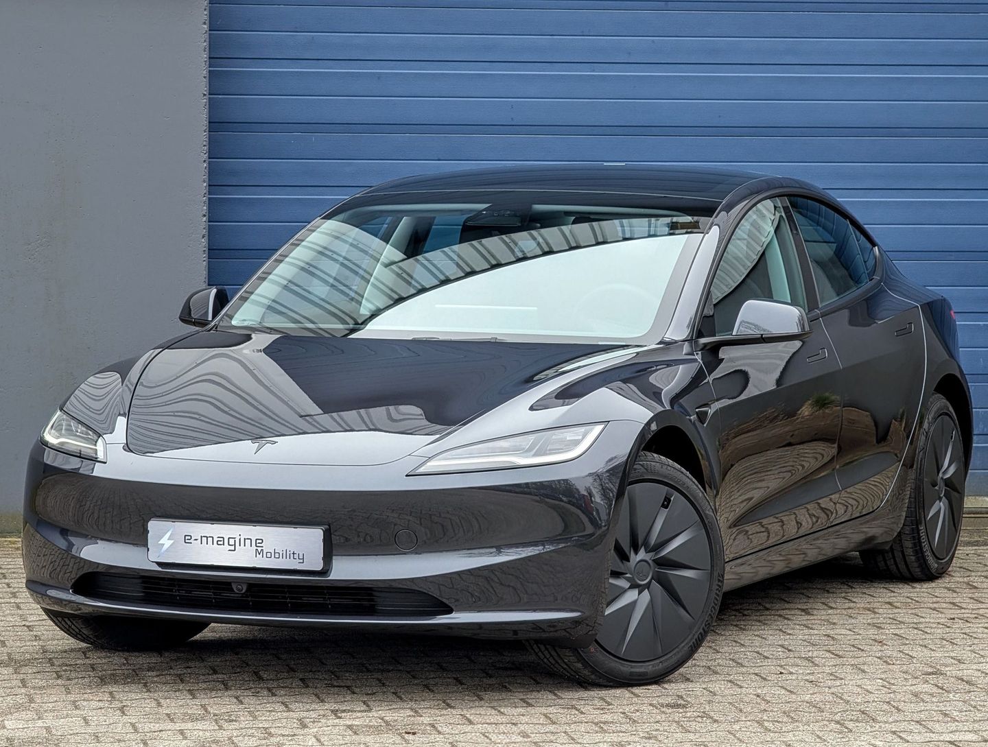 Tesla Model 3 2026 RWD Achterwielaandrijving e-magine Mobility Stealth Grey metallic