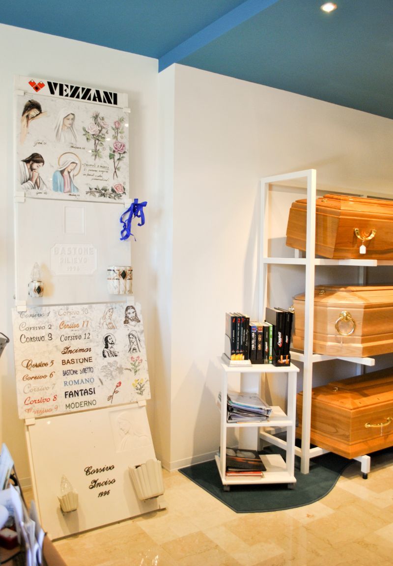 Oggettistica funebre