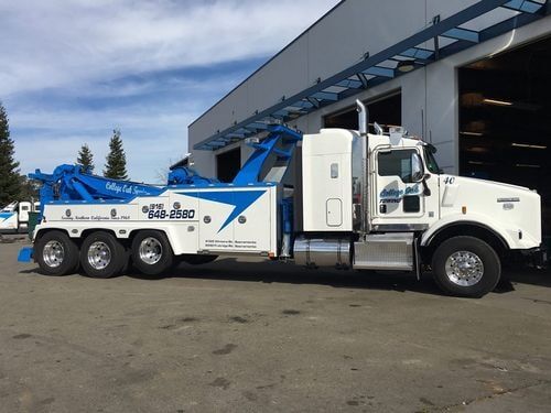 Towing Photos | Sacramento, CA | College Oak Towing