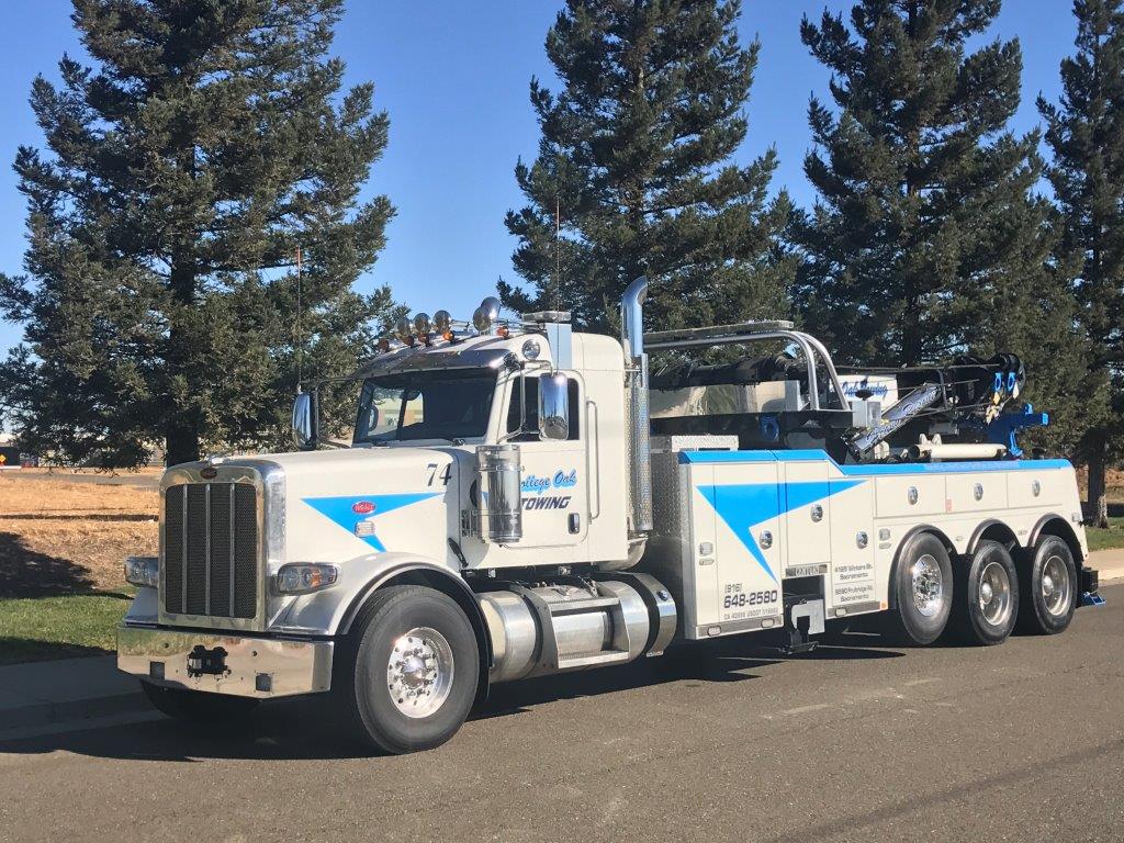Towing Photos Sacramento, CA College Oak Towing
