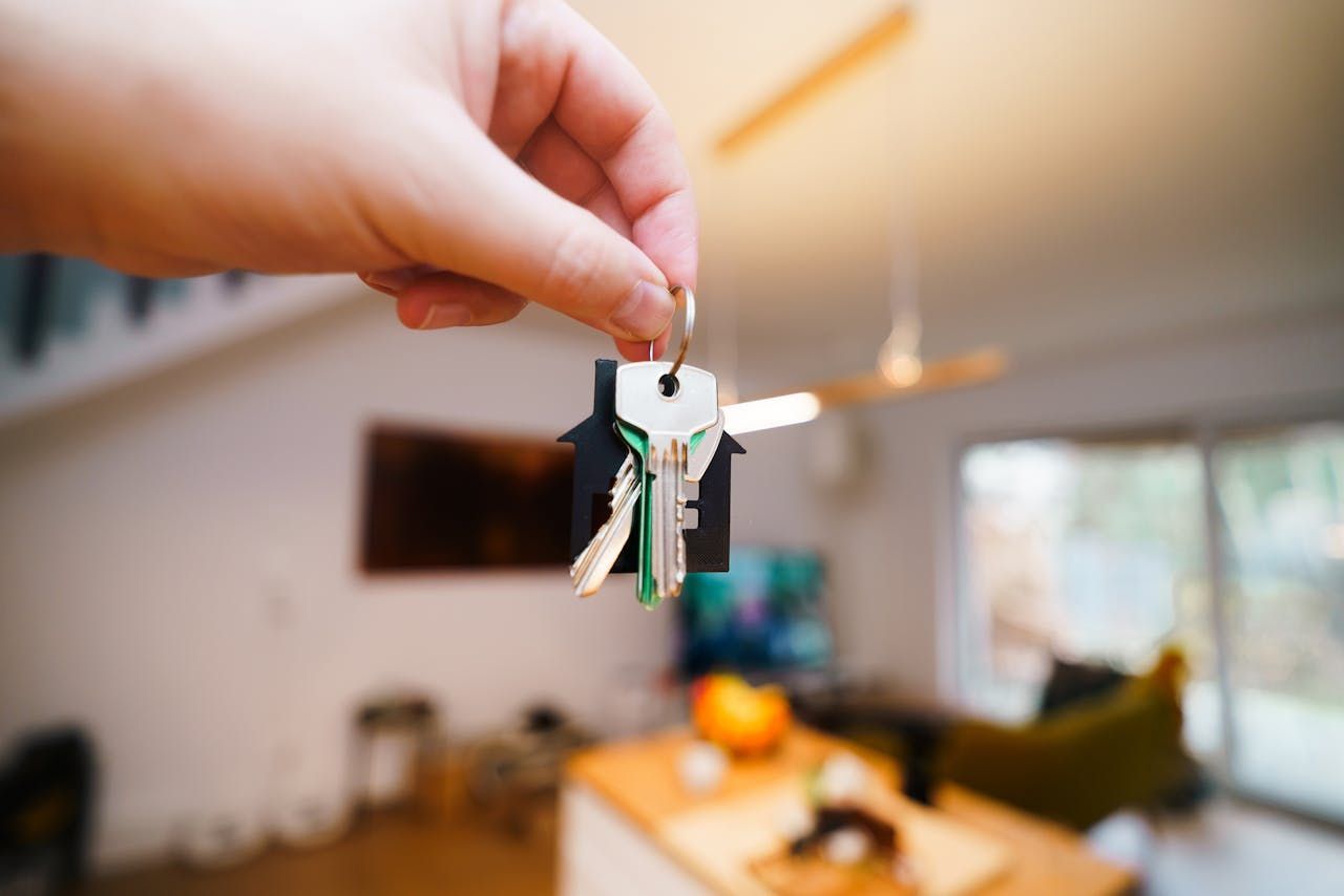 AIM-Real-Estate-Management-Inc-landlord-keys
