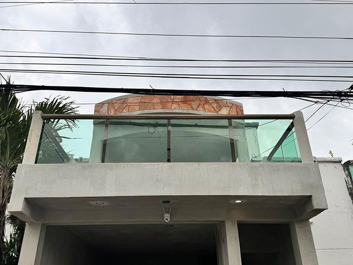 VIDRIOS Y ALUMINIOS DEL CARIBE