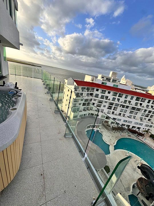 VIDRIOS Y ALUMINIOS DEL CARIBE