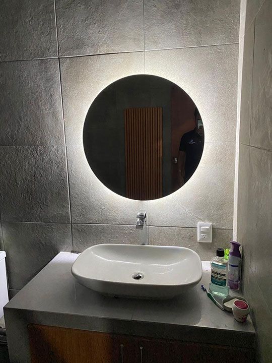 VIDRIOS Y ALUMINIOS DEL CARIBE