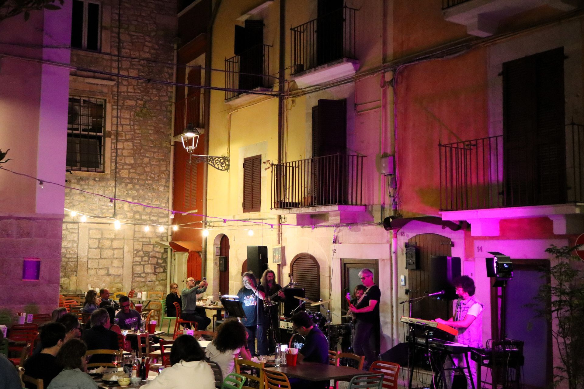 MSF25 MONSTERS HR'70