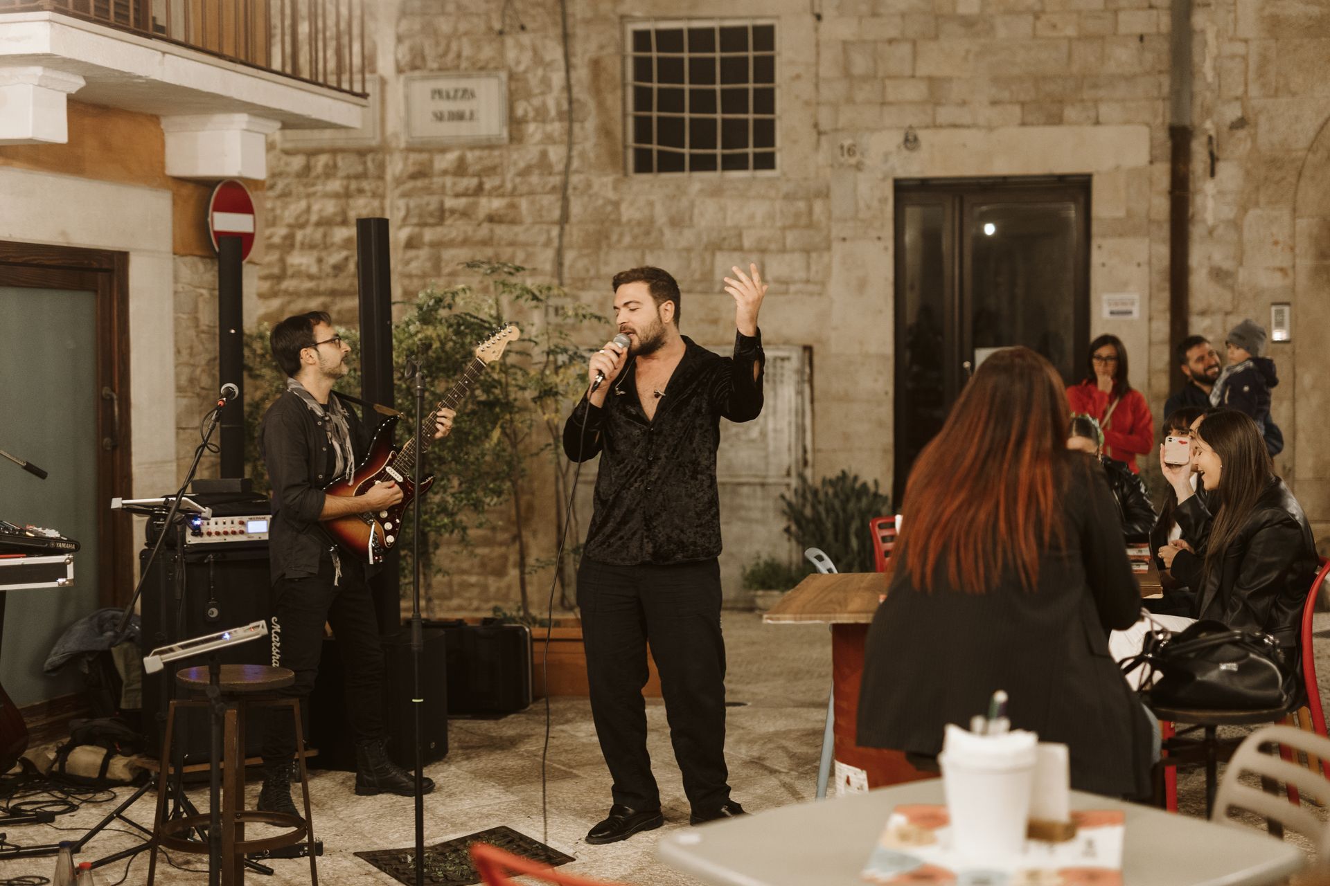 Venerdì 4 Ottobre 2024 - TZN - TIZIANO FERRO tribute band