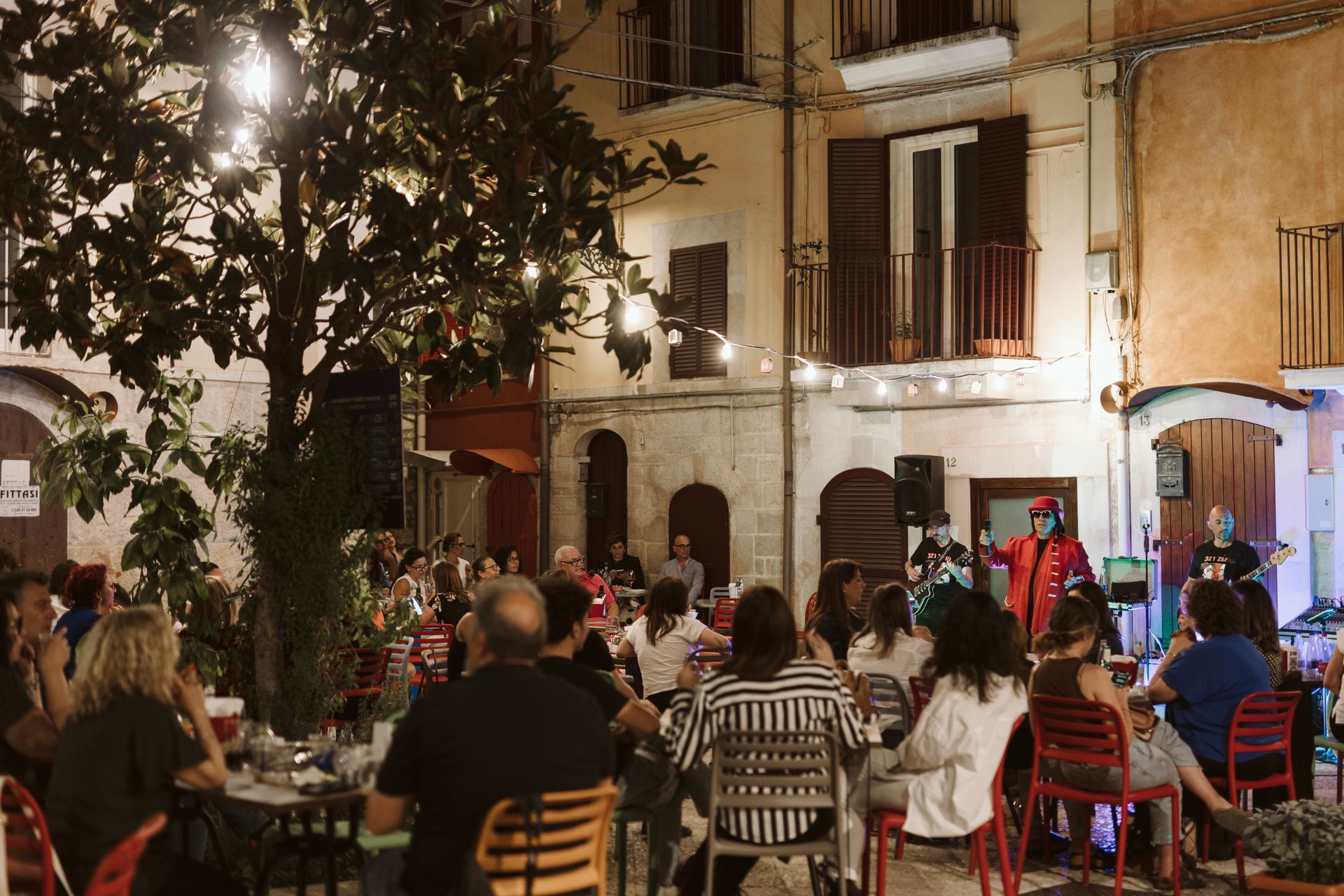 MERCOLEdì 12 giugno 2024 - 321 zero - renato zero Tribute Band