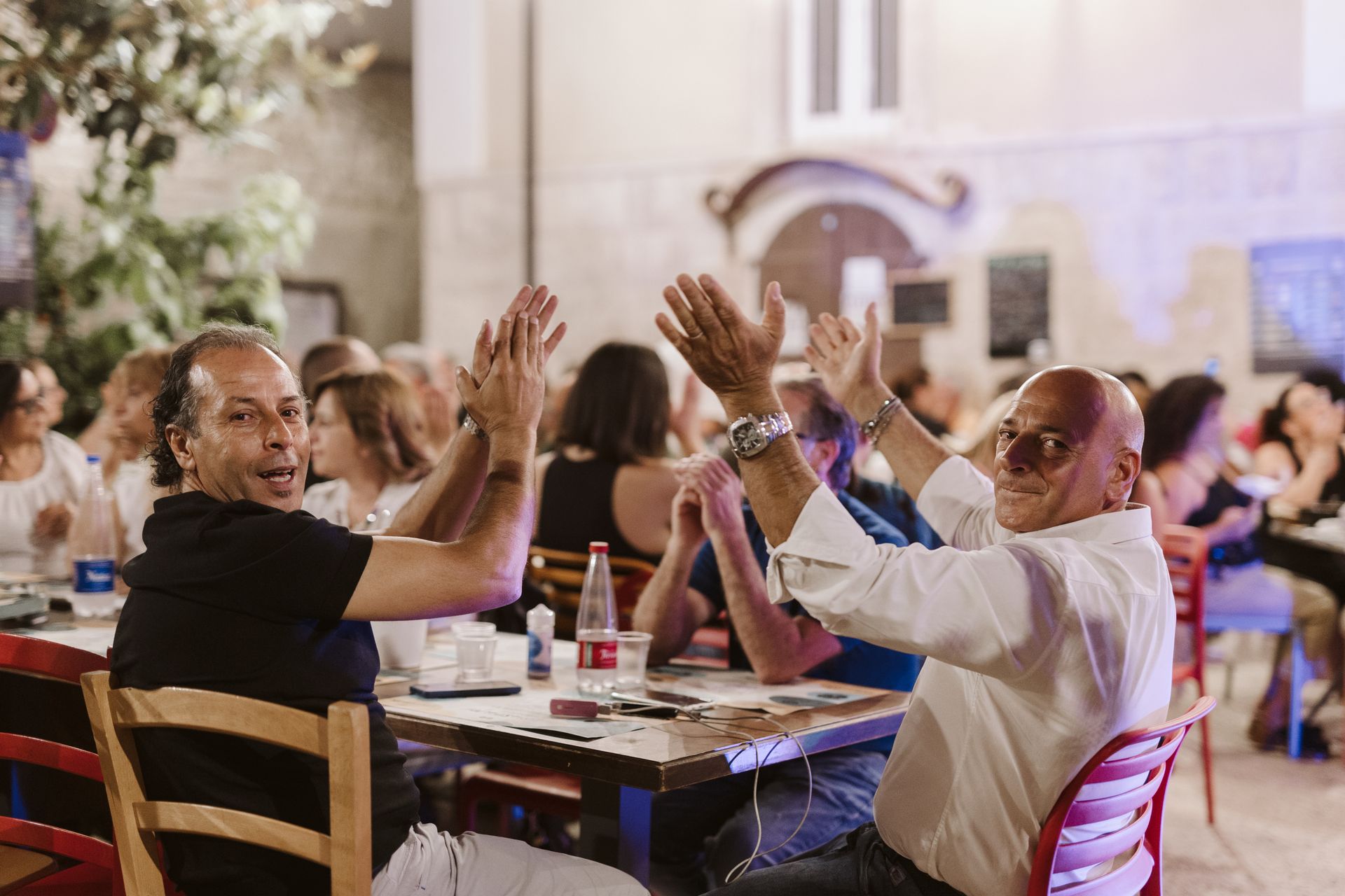 MERCOLEdì 19 giugno 2024 - queen's crown - queen tribute band