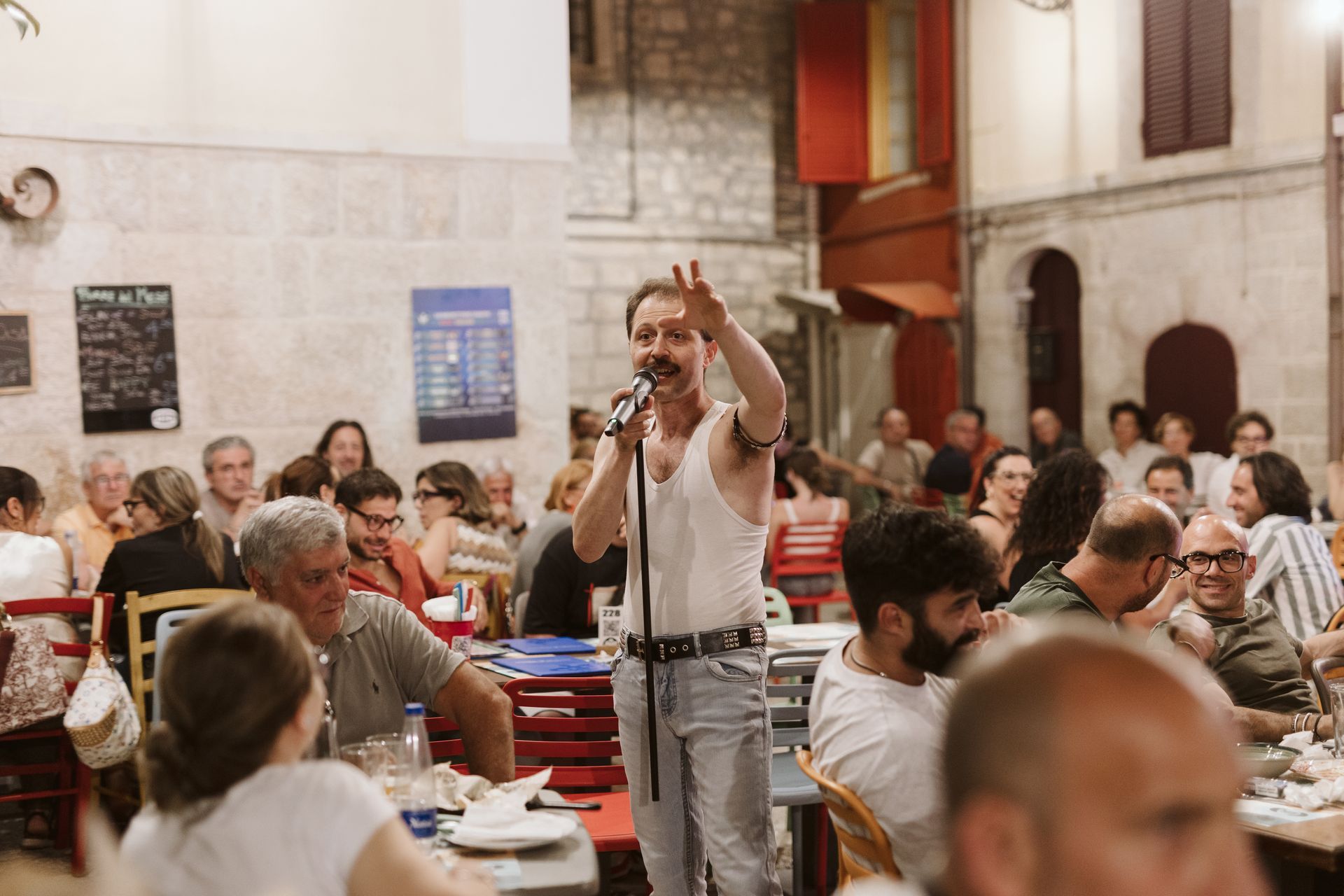 MERCOLEdì 19 giugno 2024 - queen's crown - queen tribute band