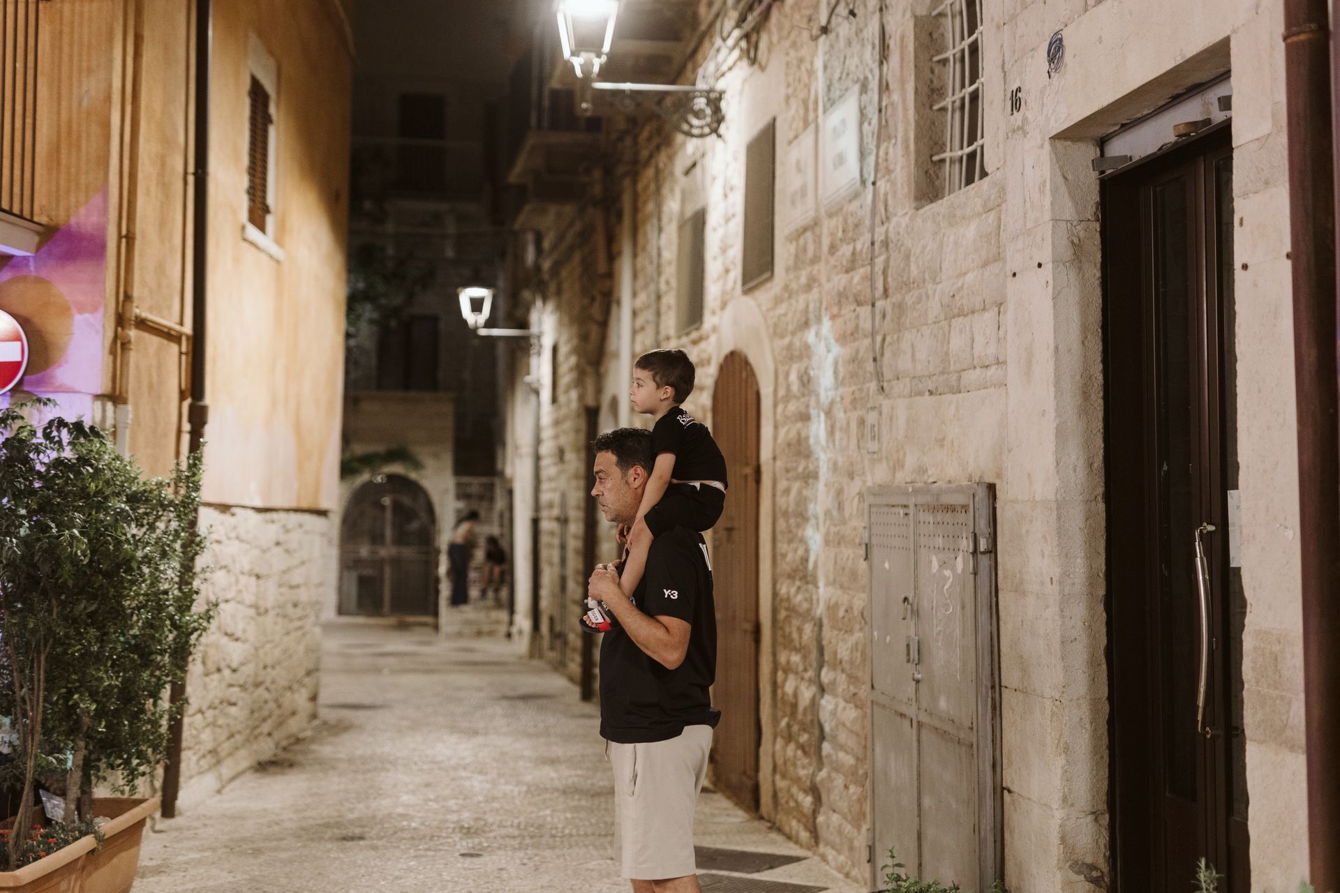 MERCOLEdì 19 giugno 2024 - queen's crown - queen tribute band