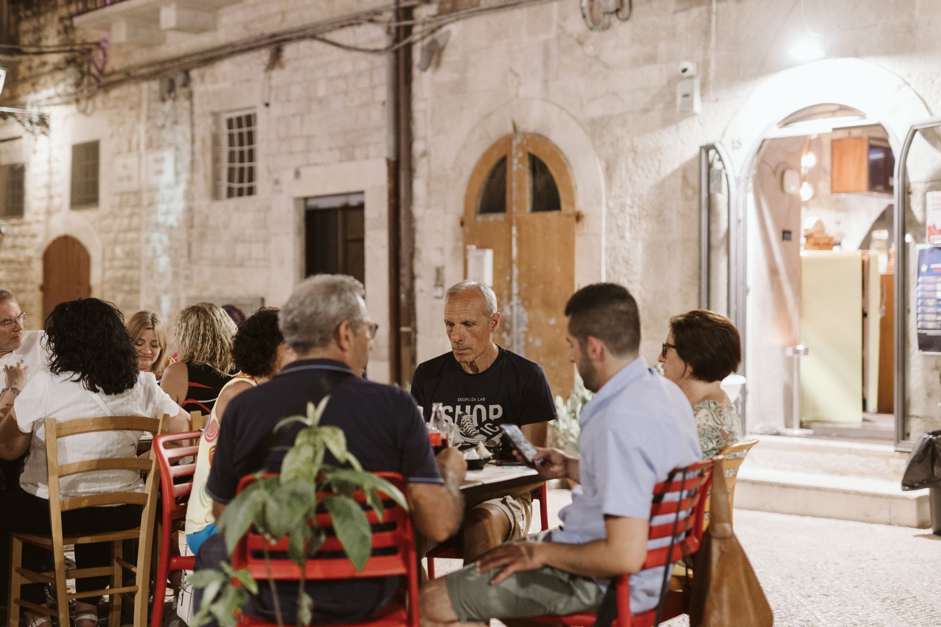 MERCOLEdì 19 giugno 2024 - queen's crown - queen tribute band