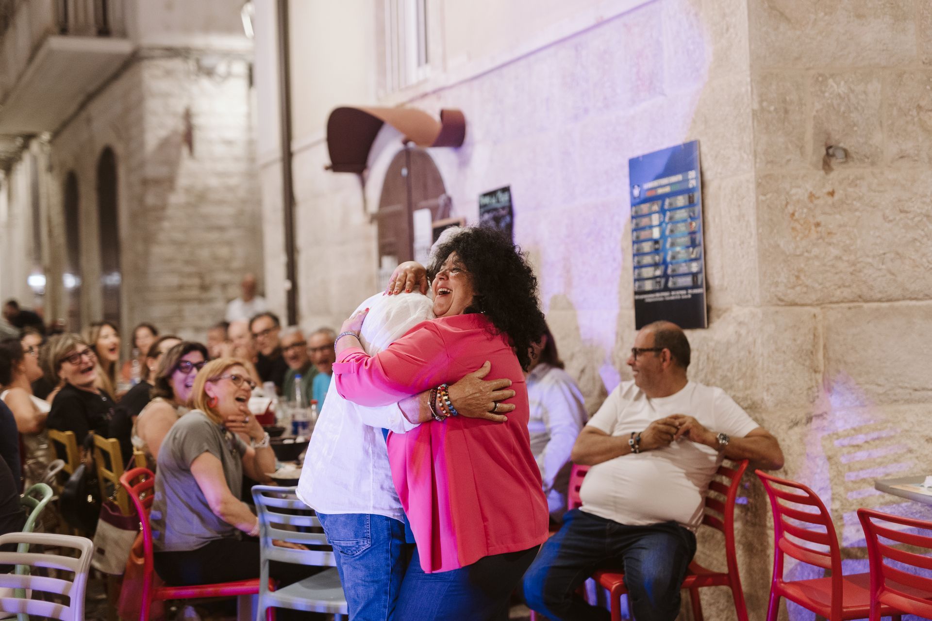 MERCOLEdì 19 giugno 2024 - queen's crown - queen tribute band