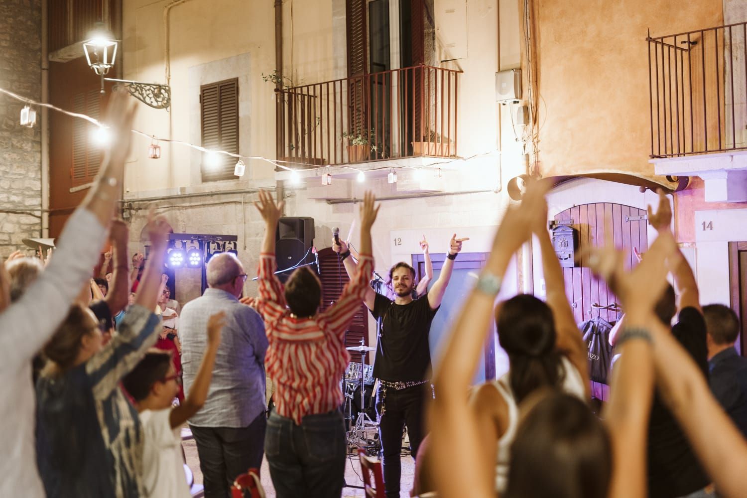 MERCOLEdì 21 AGOSTO 2024 - RECORDPLAY - COLDPLAY Tribute Band