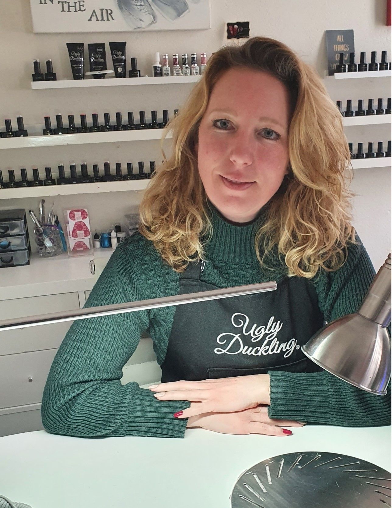 Ik ben Rachel, nagelstyliste. Al een ruime ervaring in het nagelvak